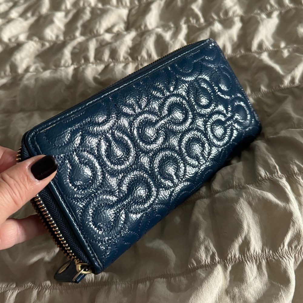 ❤️Coach Monogram Wallet EUC